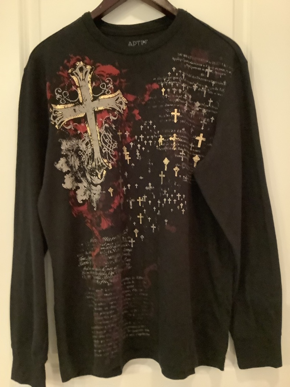Apt. 9 Black Long Sleeve Tee with Ornate Cross and Gold Accents L